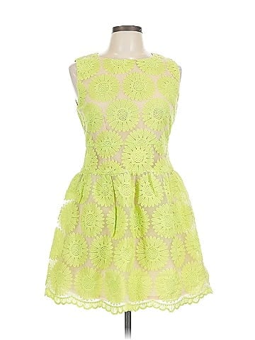 Gracia Cocktail Dress (view 1)
