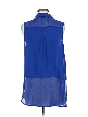 Forever 21 Sleeveless Button-Down Shirt (view 2)