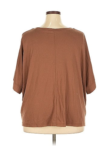 Dokotoo 3/4 Sleeve T-Shirt (view 2)