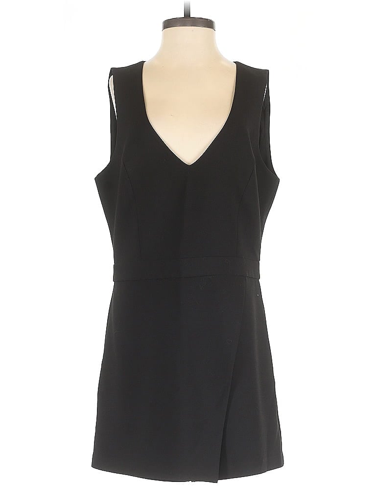 Pre-owned Bcbgmaxazria Romper In Black
