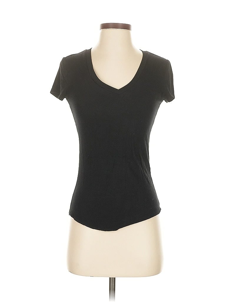 Pre-owned Truth By Republic Short Sleeve T-shirt In Black