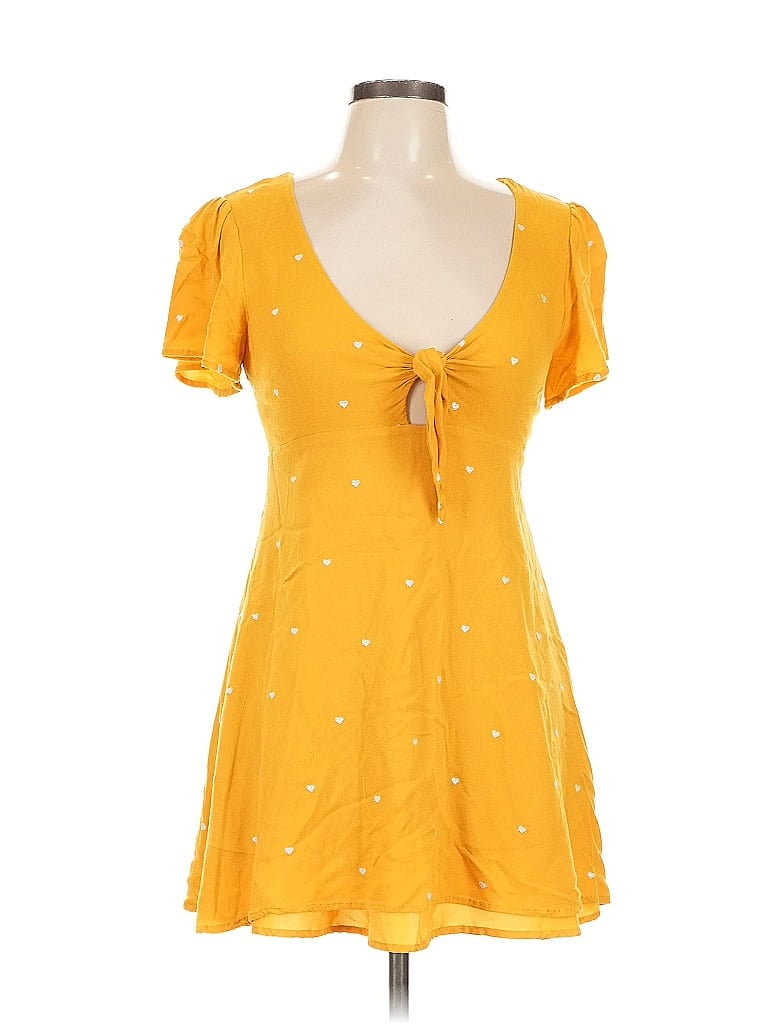 Pre-owned Forever 21 Casual Dress In Yellow