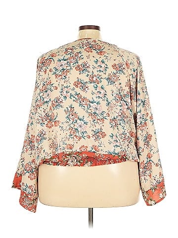 Suzanne Betro 3/4 Sleeve Blouse (view 2)