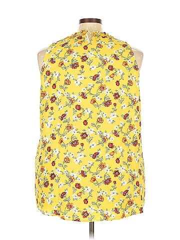 Suzanne Betro Sleeveless Blouse (view 2)