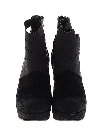 Stuart Weitzman Ankle Boots (view 2)