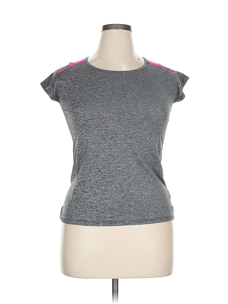 Pre-owned C9 By Champion Active T-shirt In Gray
