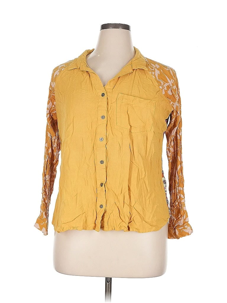 Click to view more detailed imagery on our partner's website Pre-owned Umgee 3/4 Sleeve Button Down Shirt In Yellow
