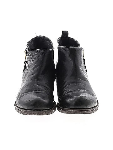 Eric Michael Ankle Boots (view 2)
