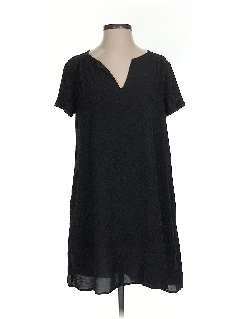 Click to view more detailed imagery on our partner's website Pre-owned Lush Casual Dress In Black