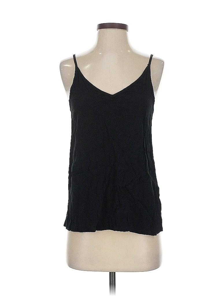 VICI Pre-owned Sleeveless Top Black Scoop Neck Tops