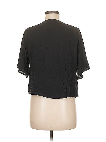 Eyeshadow Short Sleeve Blouse (view 2)
