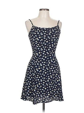 Karen Kane Casual Dress (view 1)