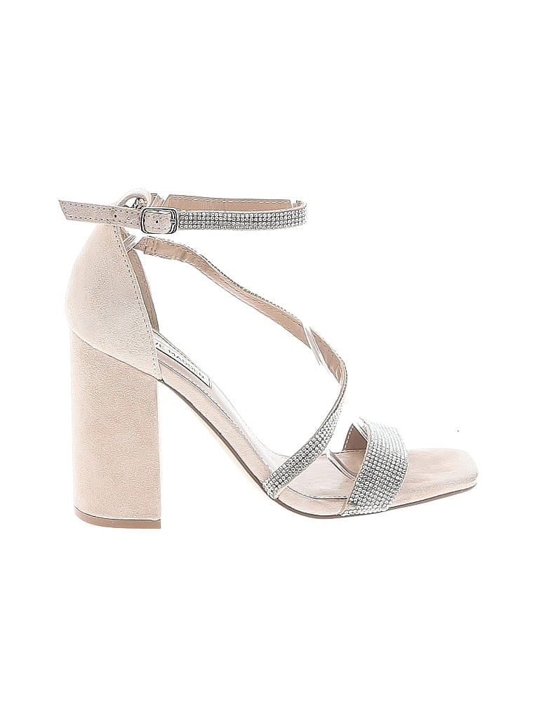 Pre-owned Steve Madden Heels In Brown