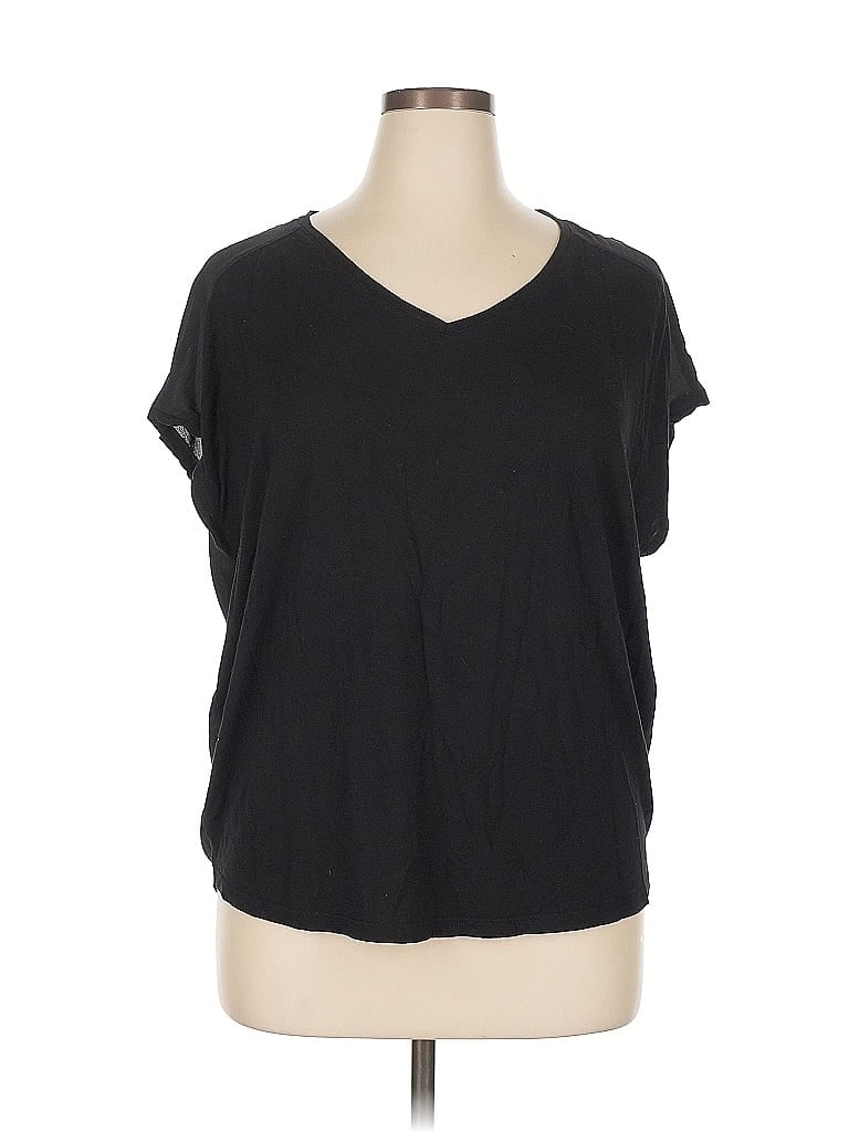 Pre-owned Tahari Short Sleeve T-shirt In Black