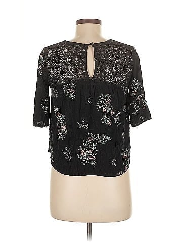 Eyeshadow 3/4 Sleeve Blouse (view 2)