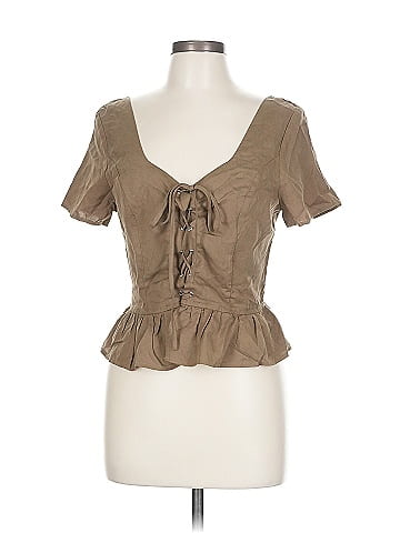 Charlotte Russe Short Sleeve Top (view 1)