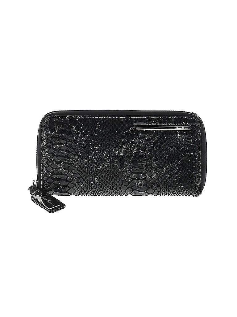 Click to view more detailed imagery on our partner's website Pre-owned Kenneth Cole New York Wallet In Black