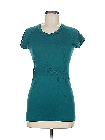 Lululemon Athletica Short Sleeve T-Shirt (view 1)