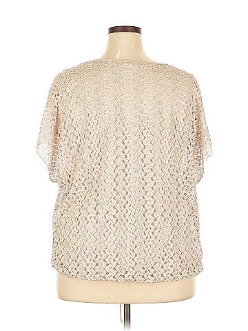Roz & Ali Short Sleeve Blouse (view 2)