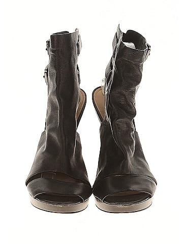 Coach Heels (view 2)