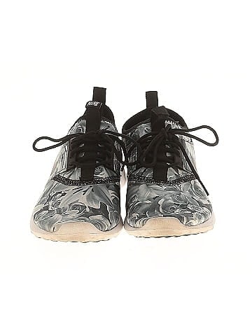 Nike Sneakers (view 2)