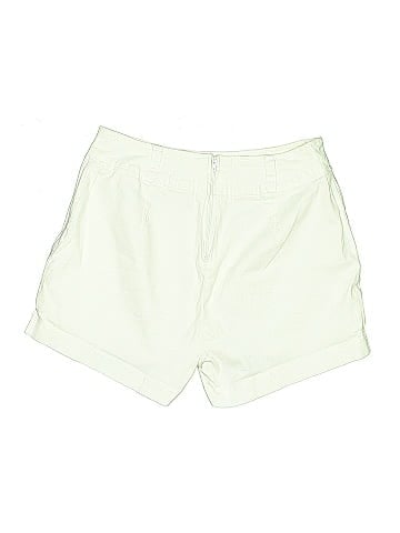Moda International Shorts (view 1)