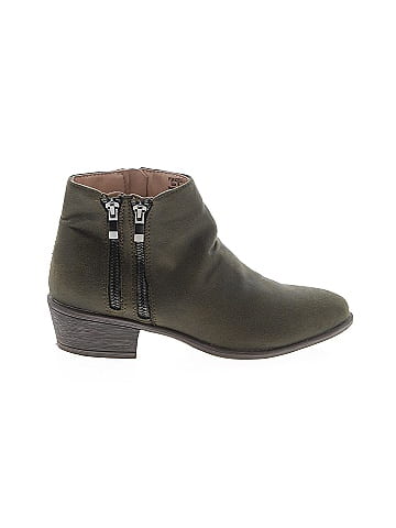Journee Collection Ankle Boots (view 1)