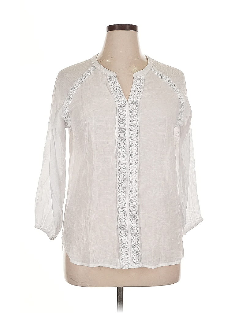 Click to view more detailed imagery on our partner's website Pre-owned Counterparts 3/4 Sleeve Blouse In White