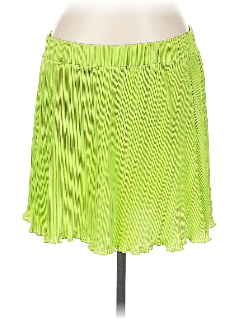 Pre-owned Future Collective Casual Skirt In Green