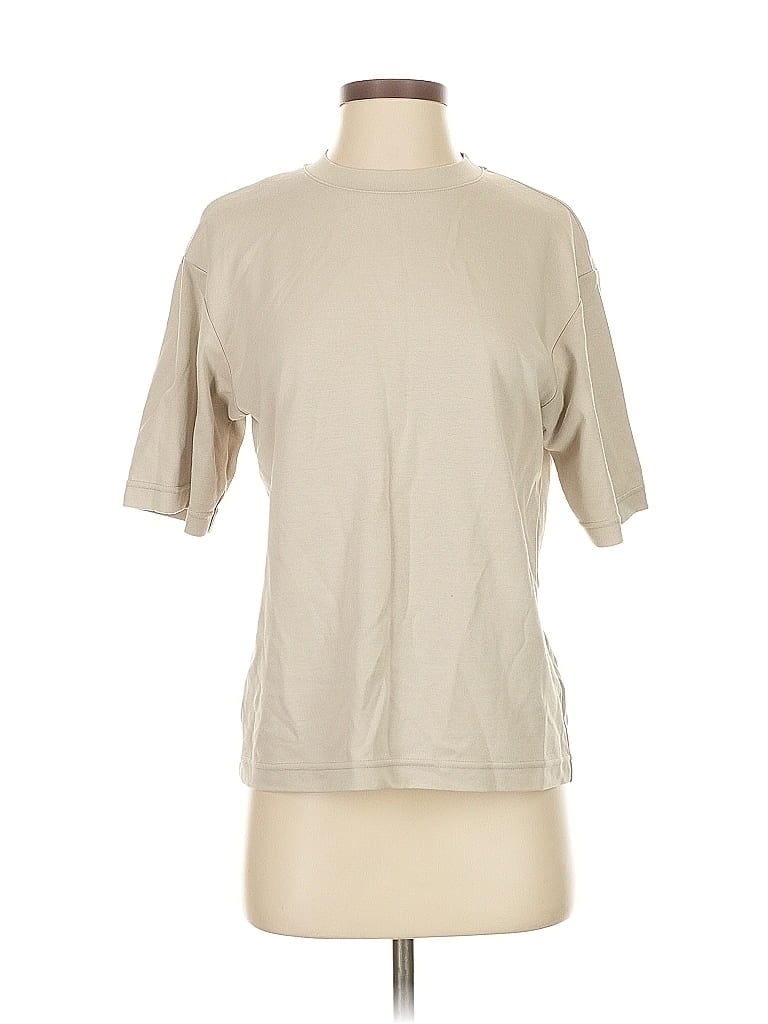 Click to view more detailed imagery on our partner's website Pre-owned Uniqlo U Short Sleeve T-shirt In Brown
