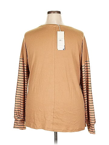 Dokotoo Long Sleeve Top (view 2)