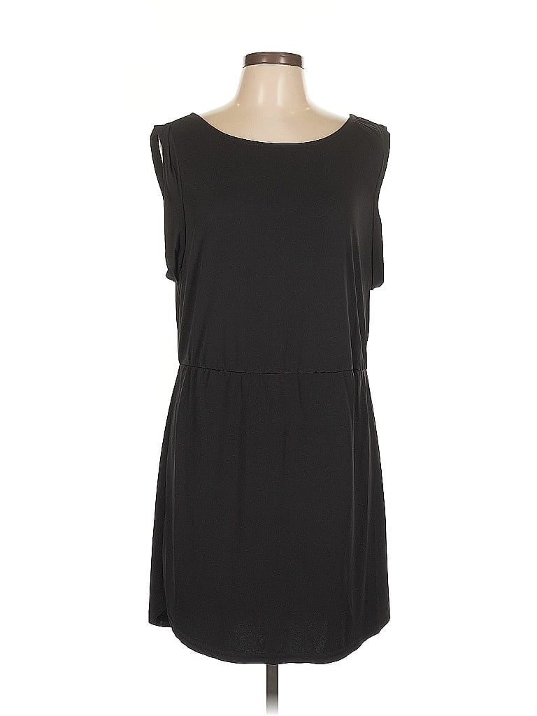 Pre-owned Divided By H&m Casual Dress In Black