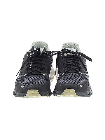 On Cloud Sneakers (view 2)