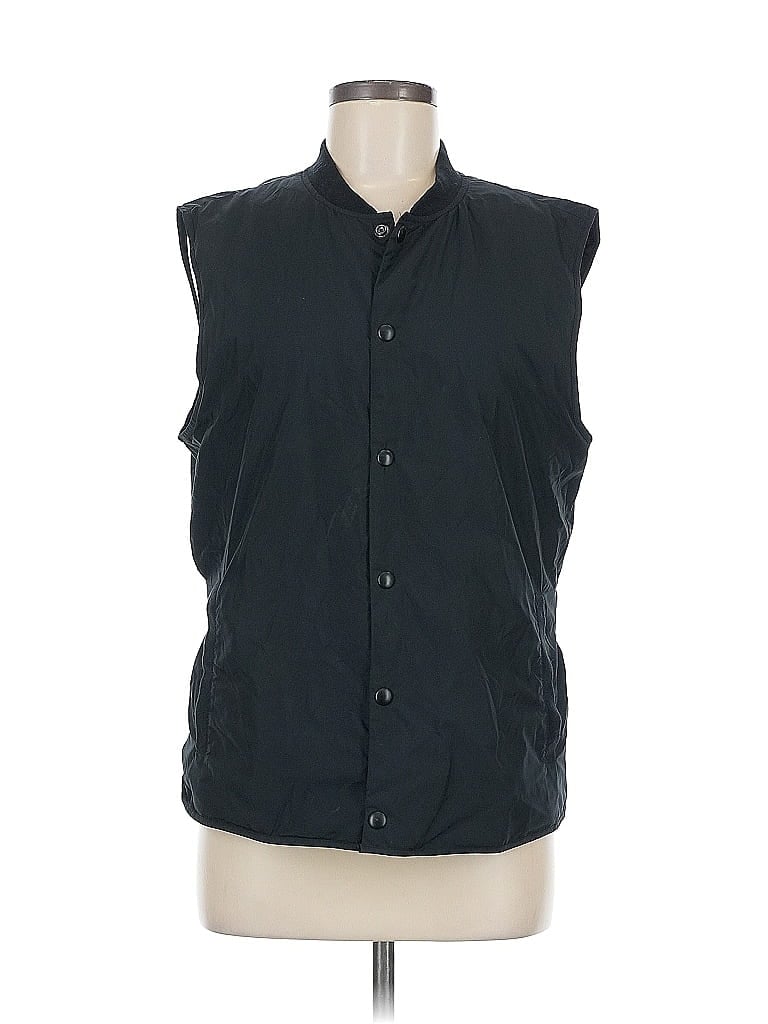 Pre-owned Mossimo Vest In Black