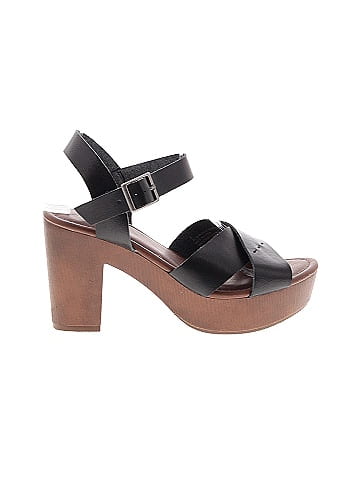 Universal Thread Heels (view 1)