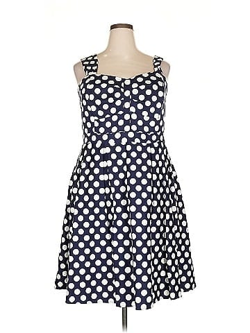 City Chic Casual Dress (view 1)