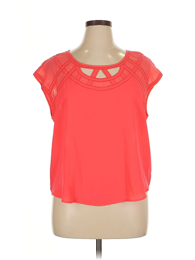 Click to view more detailed imagery on our partner's website Pre-owned Maurices Sleeveless T-shirt In Orange