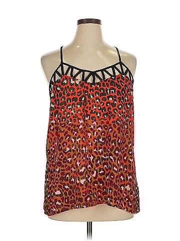 Studio Y Tank Top (view 1)
