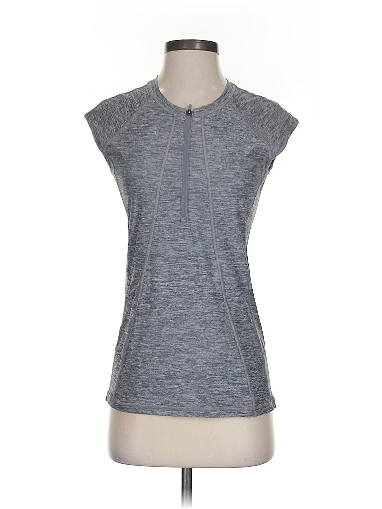 Pre-owned Athleta Active T-shirt In Gray