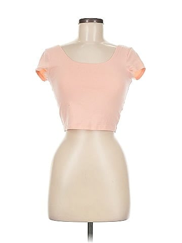 Charlotte Russe Short Sleeve T-Shirt (view 1)