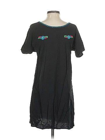 Izzy & Lola Casual Dress (view 2)
