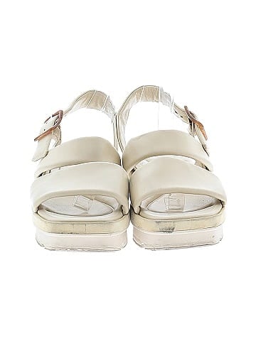 Vince. Sandals (view 2)