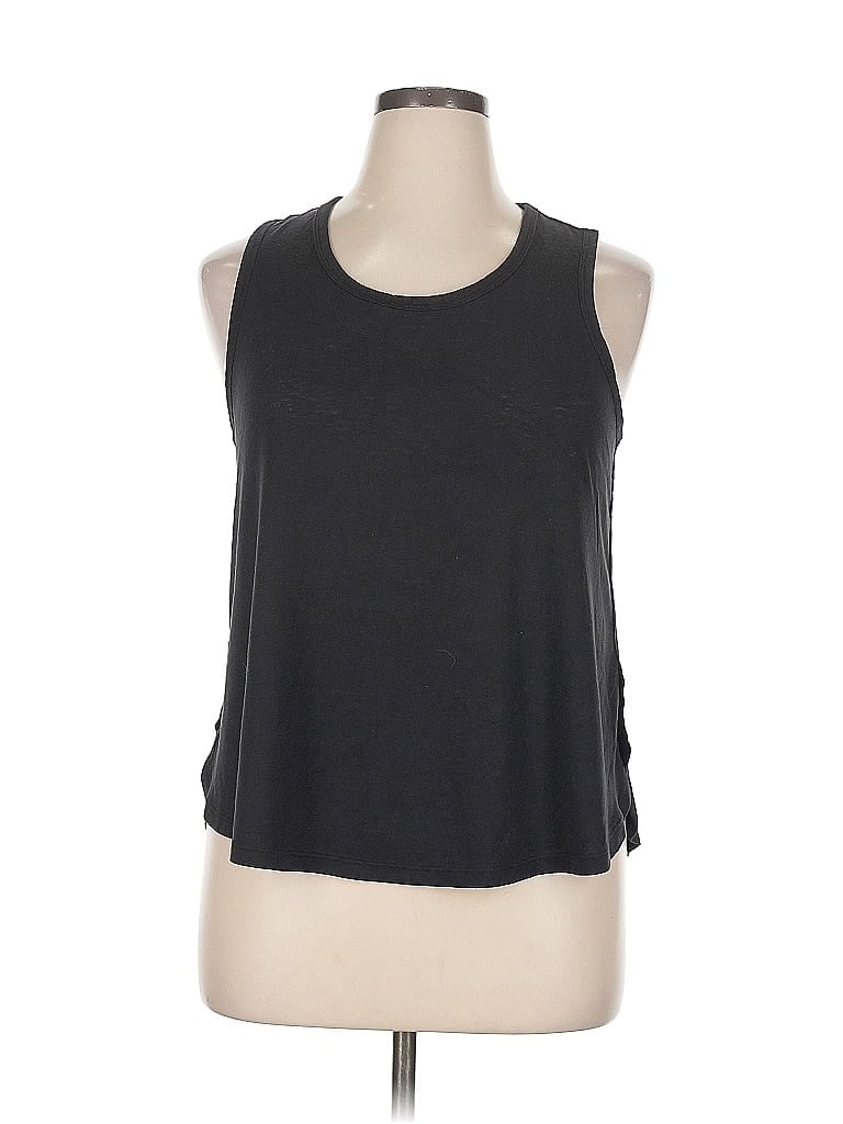 Pre-owned Athleta Sleeveless T-shirt In Black