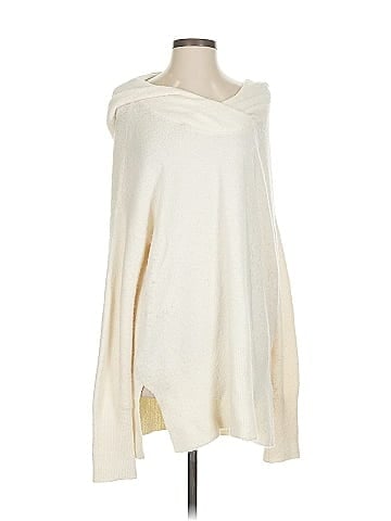 Lou & Grey Poncho (view 1)