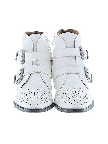 Qupid Ankle Boots (view 2)