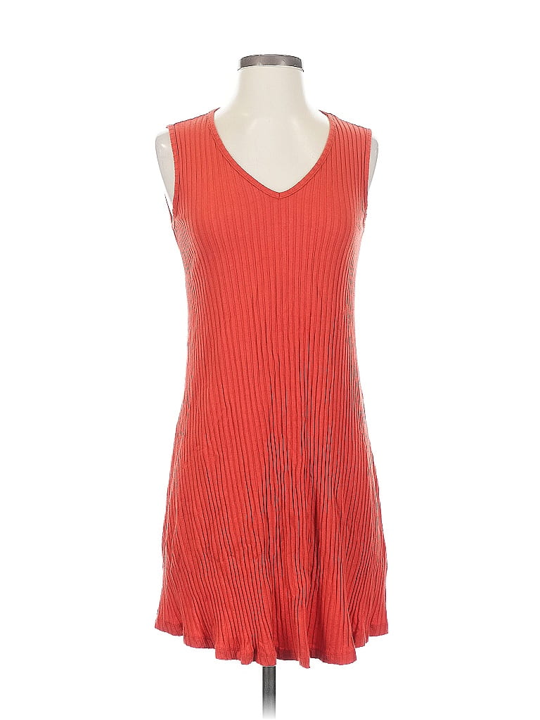 Click to view more detailed imagery on our partner's website Pre-owned Amour Vert Casual Dress In Orange