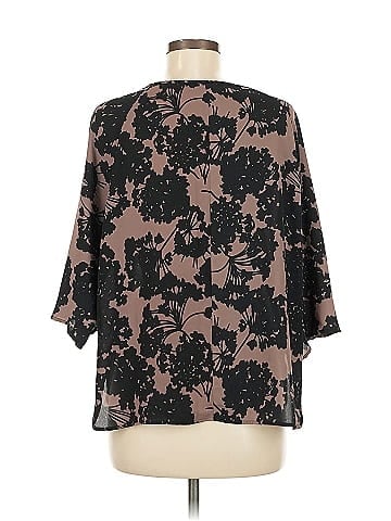 Paper Crown 3/4 Sleeve Blouse (view 2)