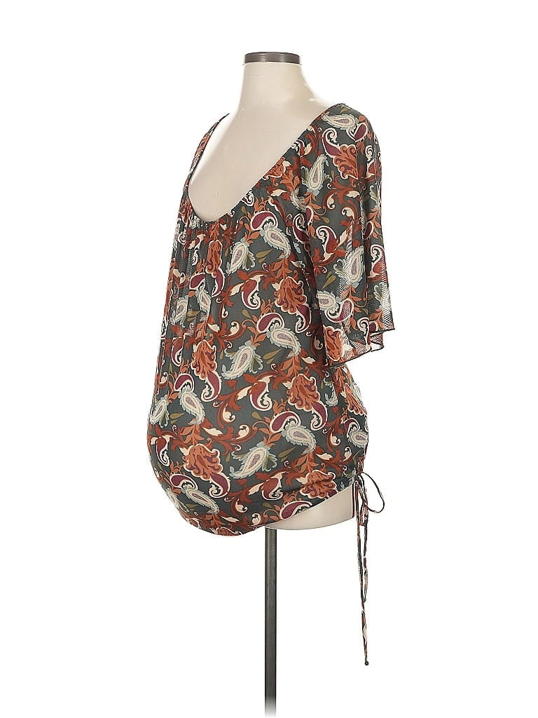 Click to view more detailed imagery on our partner's website Pre-owned Motherhood Kimono In Brown