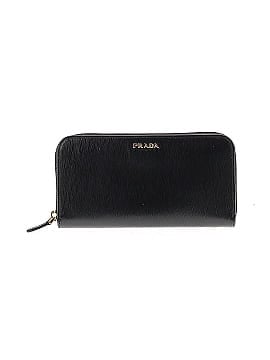 Prada Designer Clothing On Sale Up To 90% Off Retail | ThredUp