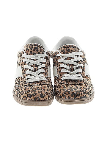 Universal Thread Sneakers (view 2)